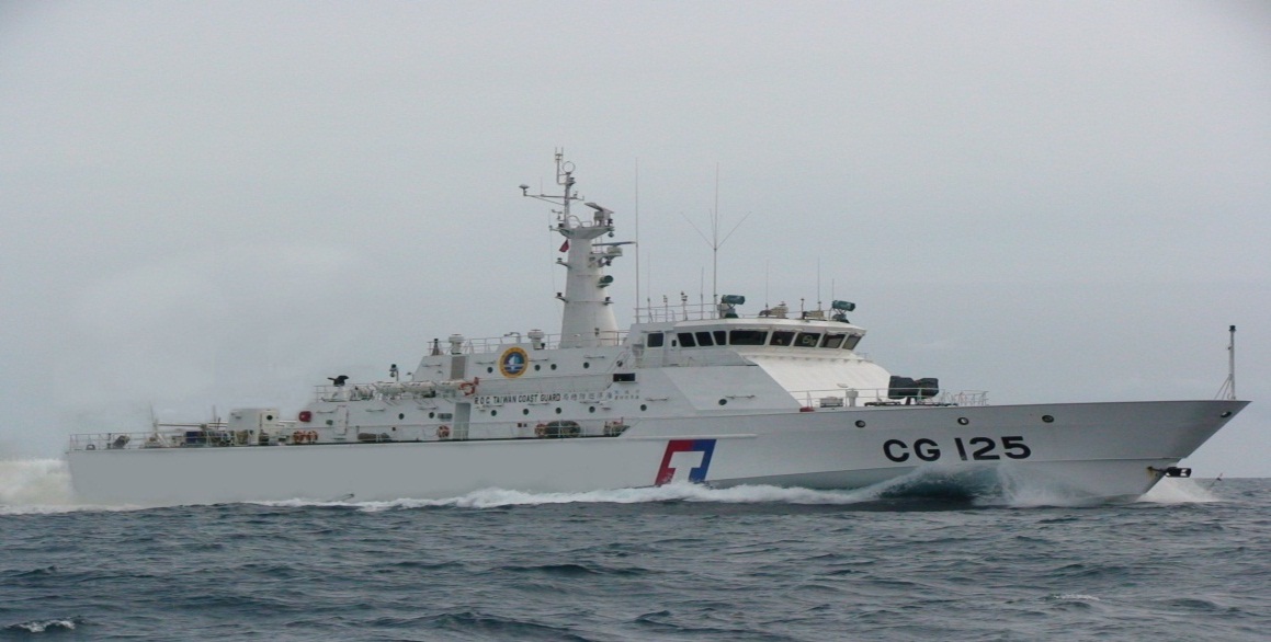 連江艦行駛中
