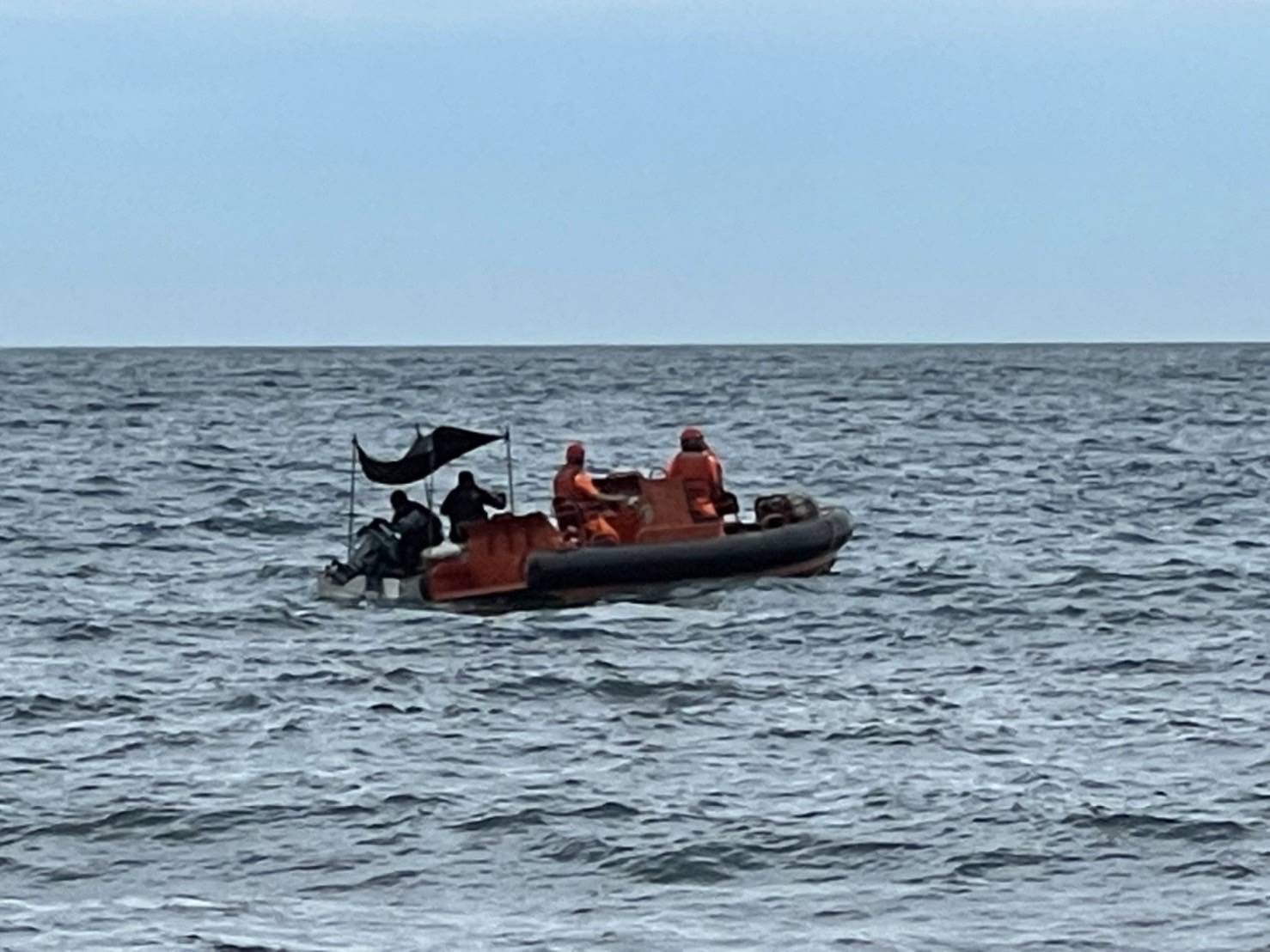 海巡不為惡劣海象  火速馳援待救人員