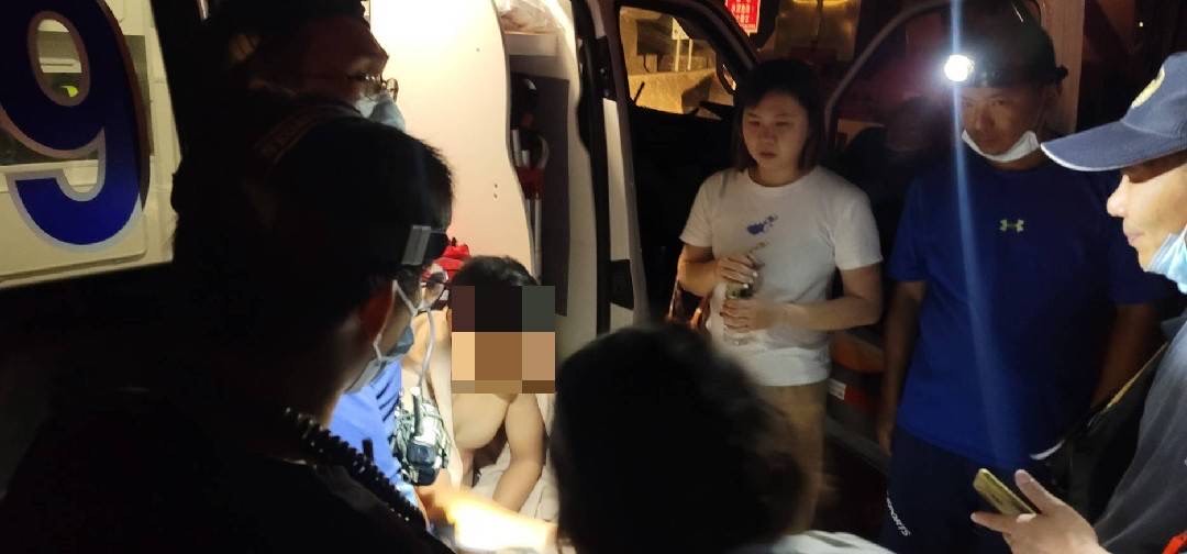 衝浪客颱風戲水險失聯  海巡警消攜手齊救援