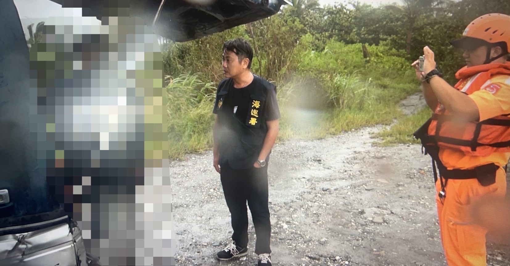 撿拾漂流木恐觸法 海巡人員積極巡查