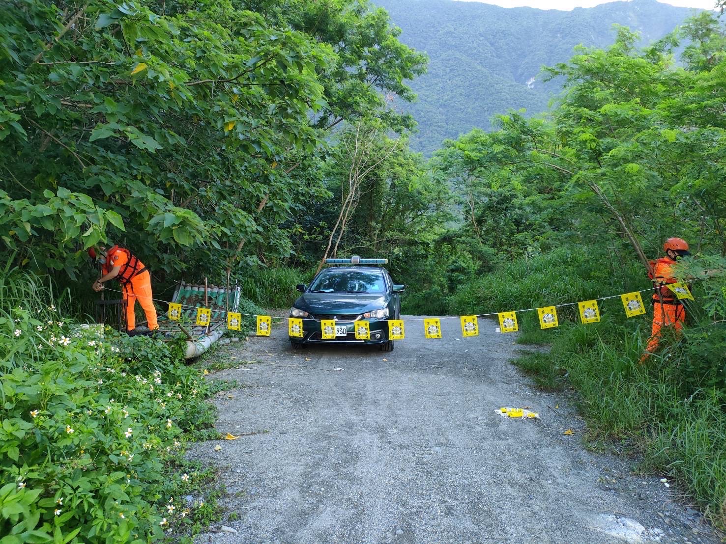 瑪娃颱風巨浪來襲 花蓮岸巡呼籲民眾勿觀浪