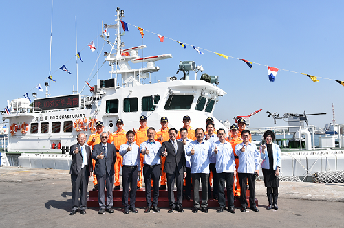 越界漁船剋星 海巡第1艘新型百噸級巡防艇2.0版本日交船