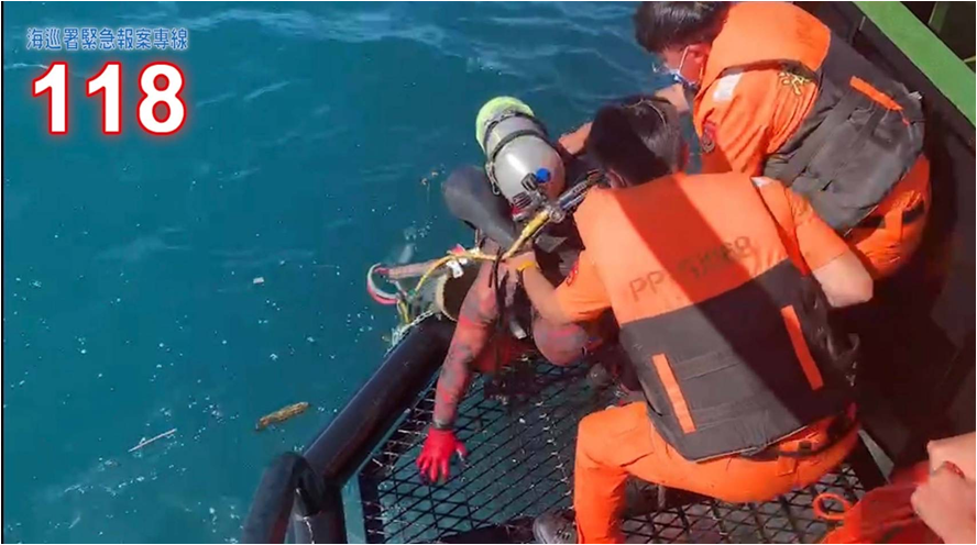 潛水客失蹤漂流  海巡馳援平安救起