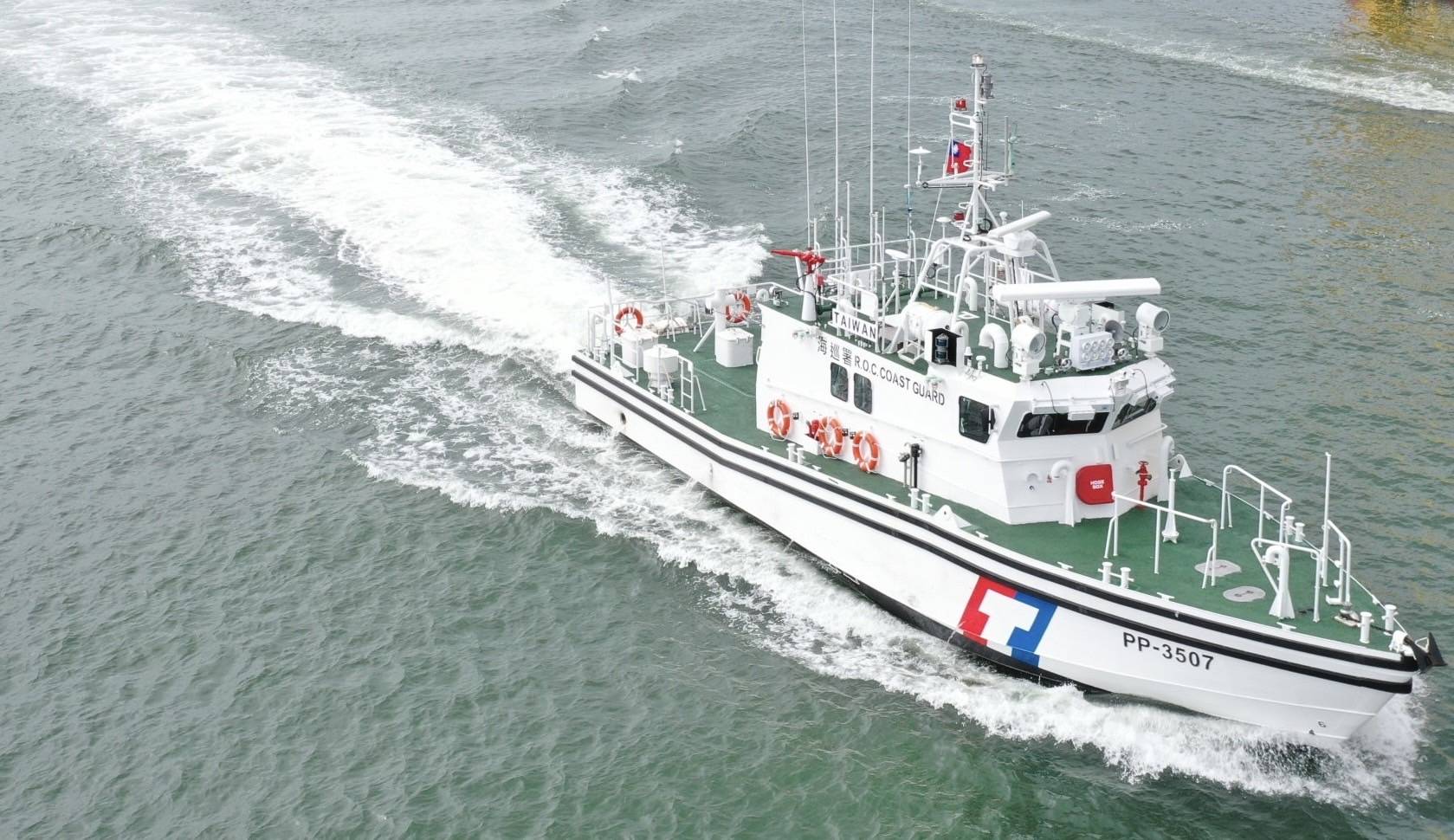 新造35噸級巡防艇加入執法 布袋海巡隊增添新能量