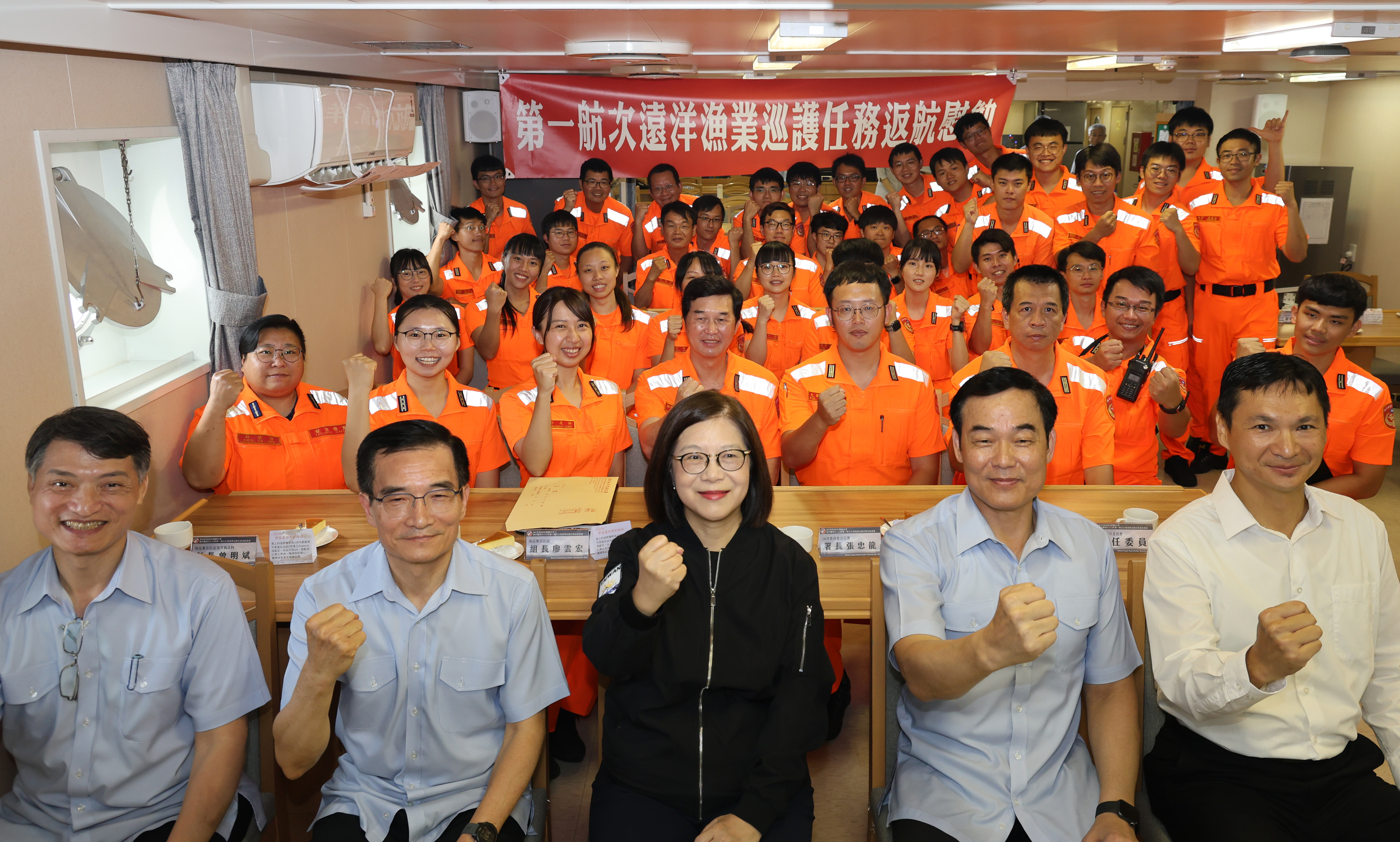 專業醫療能量擴及公海 新竹艦圓滿完成公海巡護任務