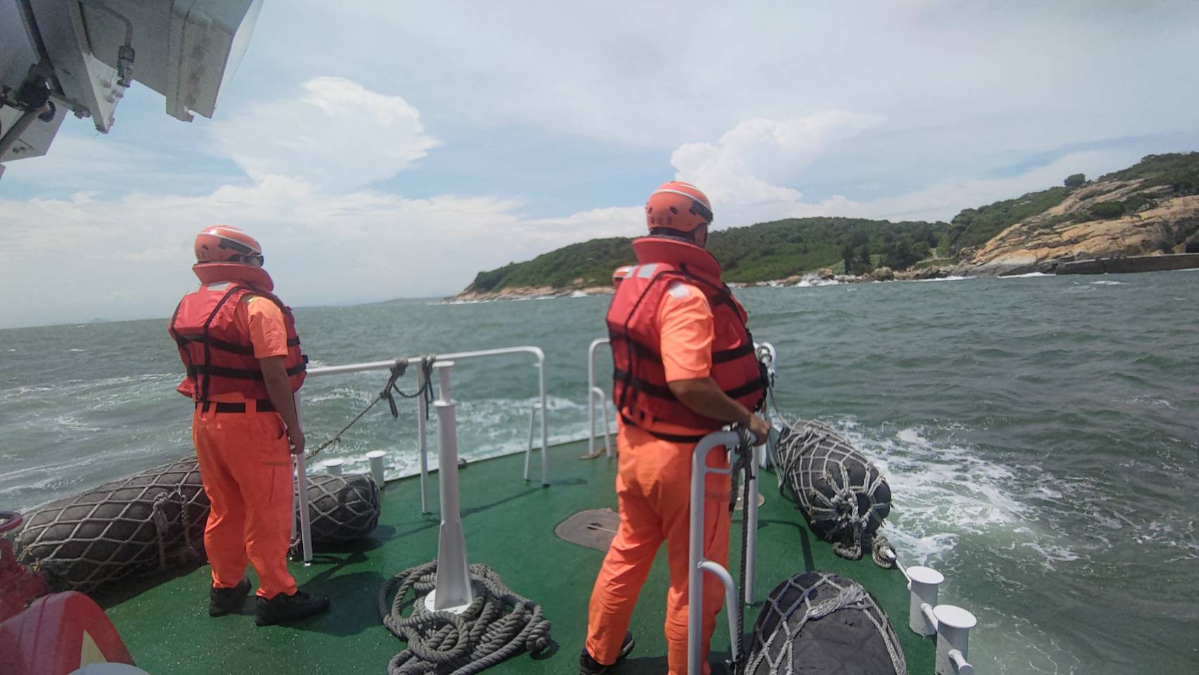 東碇外海船難失蹤三人仍未尋獲；兩岸聯合搜救持續進行