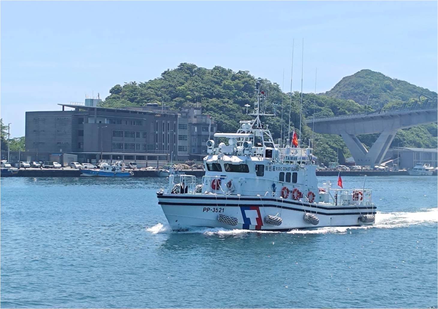 蘇澳海巡再添生力軍 新造35噸級艇加入執法