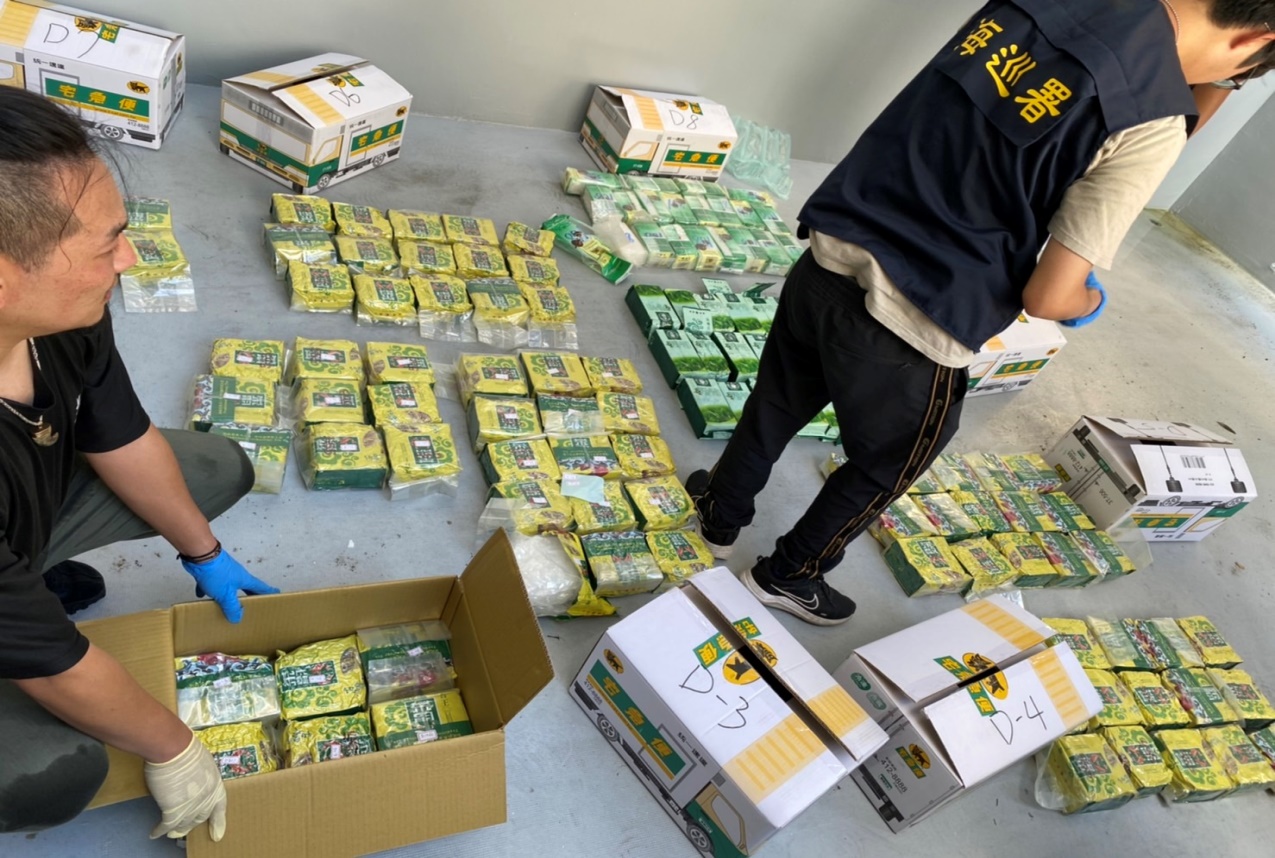 毒販隱身飲料店 利用茶葉包裝掩護運毒 遭海巡聯警緝獲