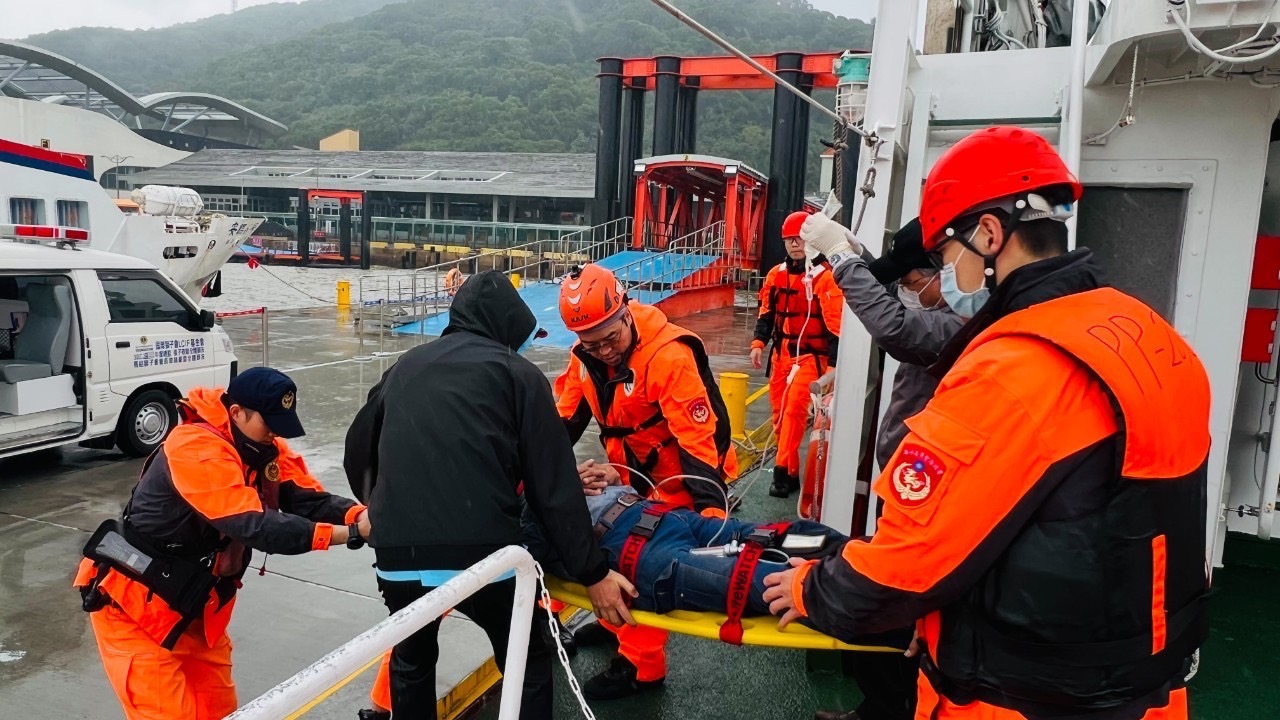 北竿鄉親頭部外傷 馬祖海巡緊急後送