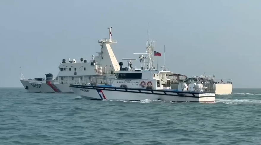 罔顧兩岸和平 ，中國海警隱身暗船再擾金門，海巡嚴陣以待強力對應來犯