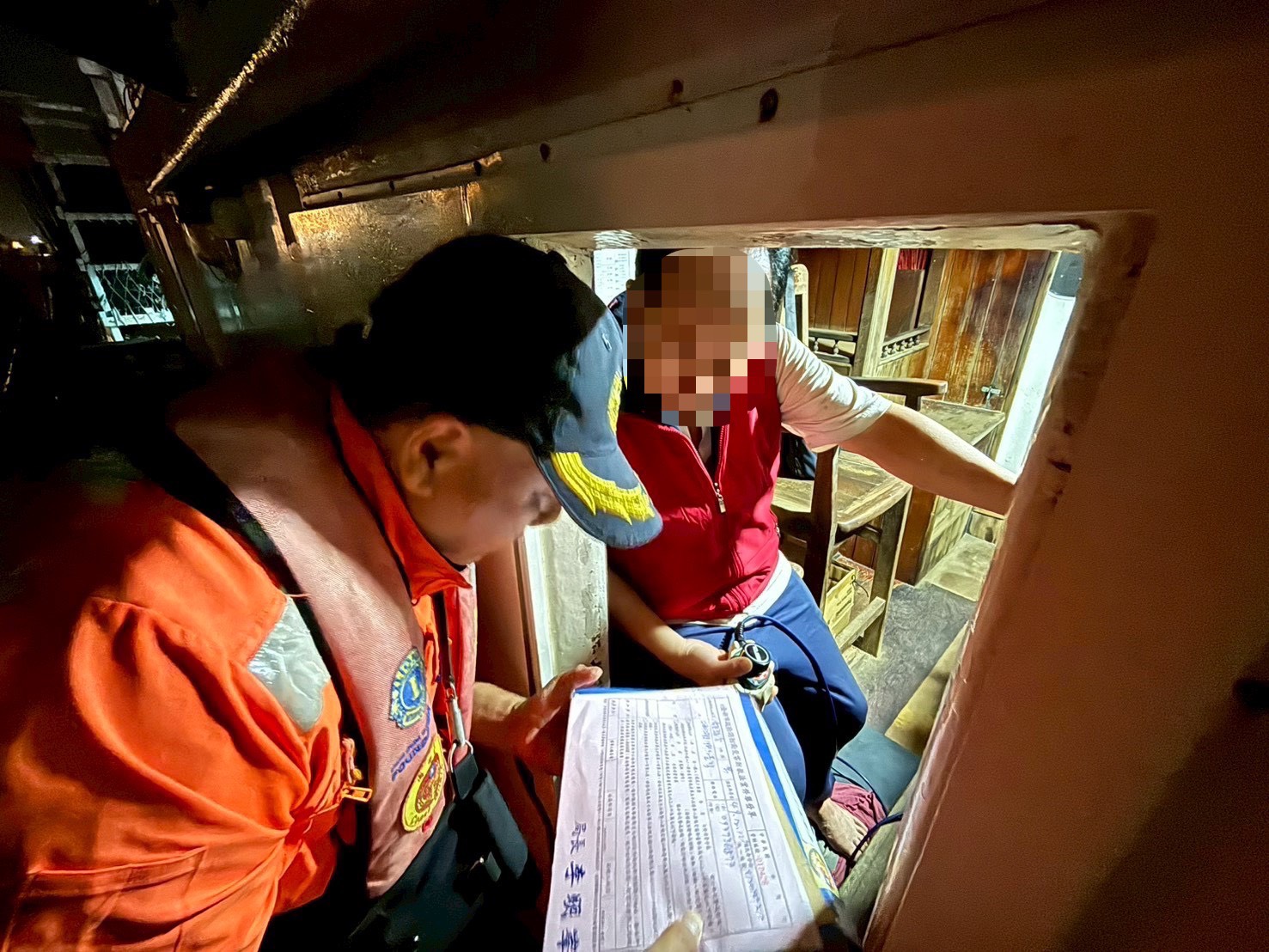 鳳凰颱風警戒期間　海巡開立首張舉發單