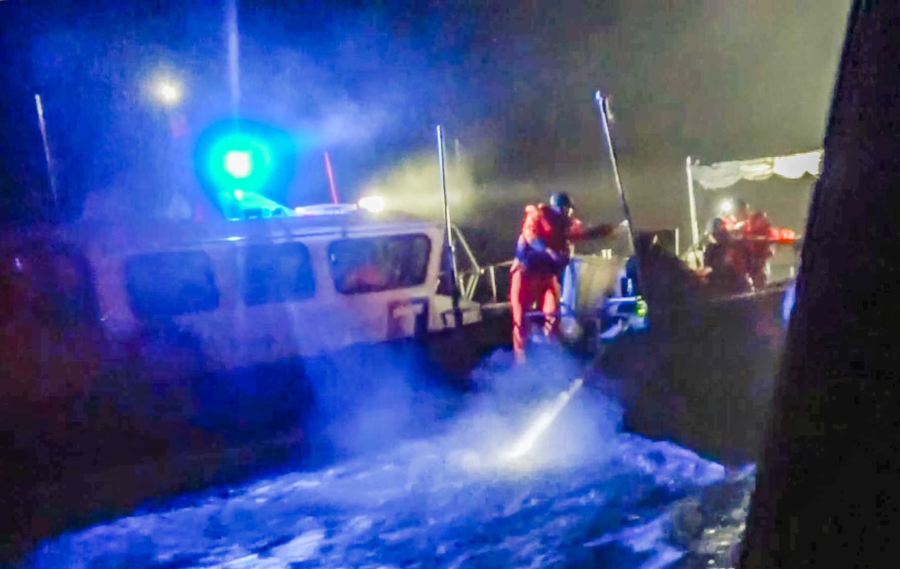 金門海巡登檢扣留中國三無船舶 展現嚴正執法立場捍衛國家主權