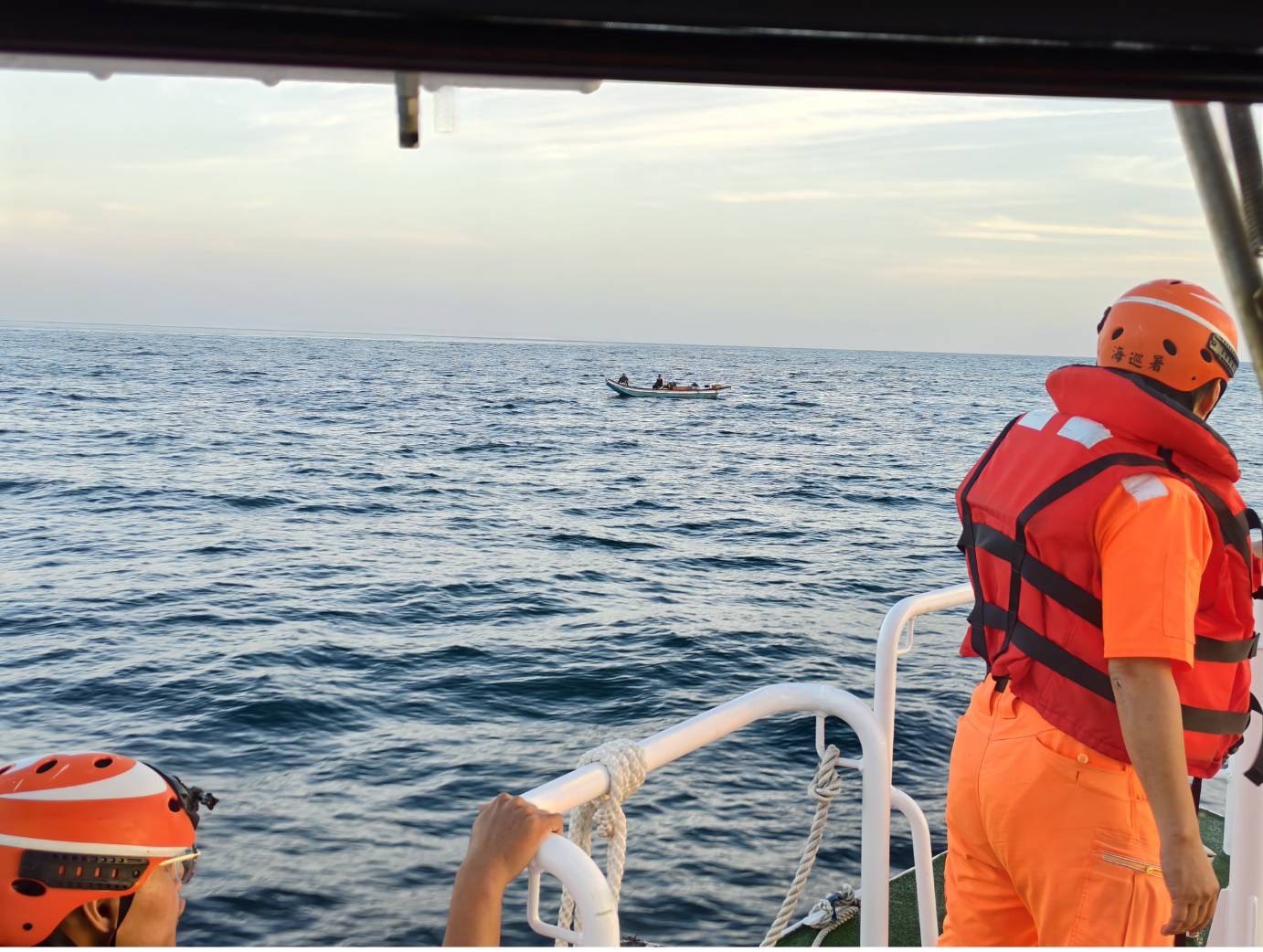 漁船七美外海失去動力漂流 澎湖海巡趕赴協處拖帶進港