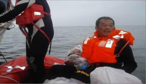 2012年天秤颱風期間漁船東沙擱淺 海巡署搏浪救援